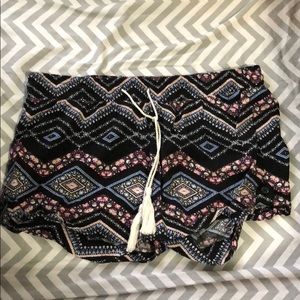 Derek heart shorts